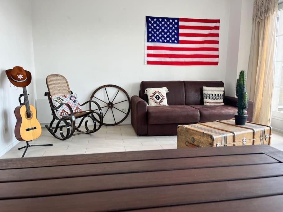 Duplex Western - Disney A Paris - Apartment Montevrain Bagian luar foto