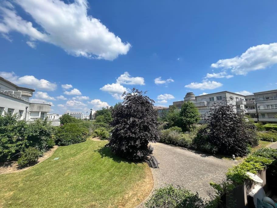 Duplex Western - Disney A Paris - Apartment Montevrain Bagian luar foto